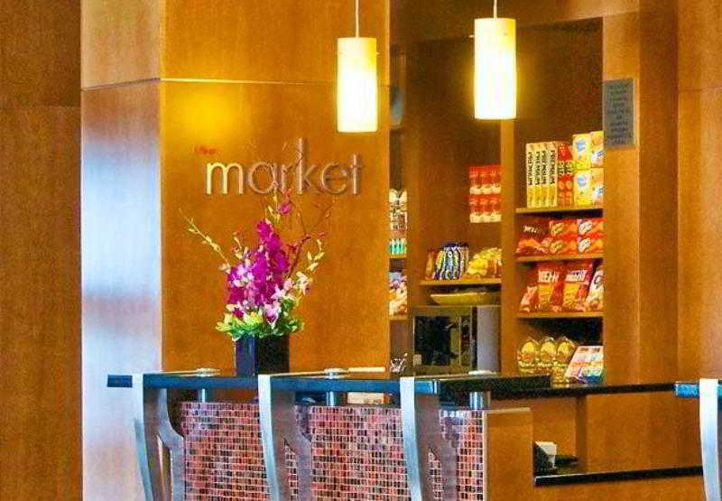 Hotel Courtyard By Marriott Boston Logan Airport Exterior foto